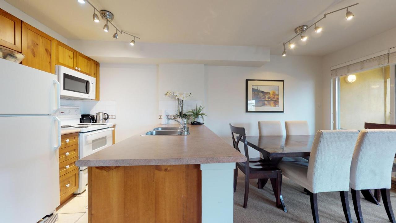 Whistler Blackcomb Vacation Rentals - Village North Zewnętrze zdjęcie